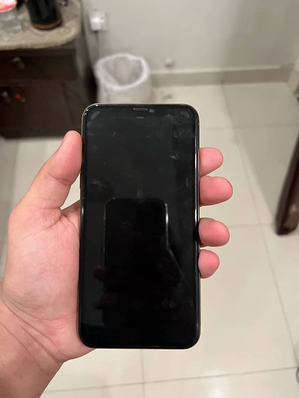 iPhone 11 Pro Max 256gb PTA Approved 3