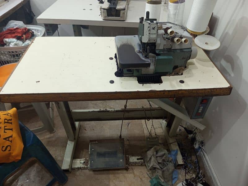 3 machines kaj overlock and buton 5