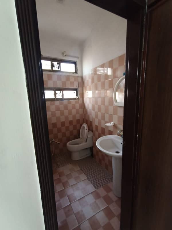 2 floor apartment 1 bedroom attach bathroom TV lounch kitchen 0