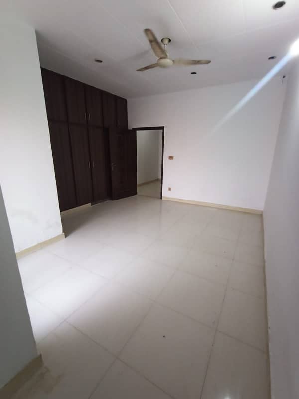 2 floor apartment 1 bedroom attach bathroom TV lounch kitchen 1