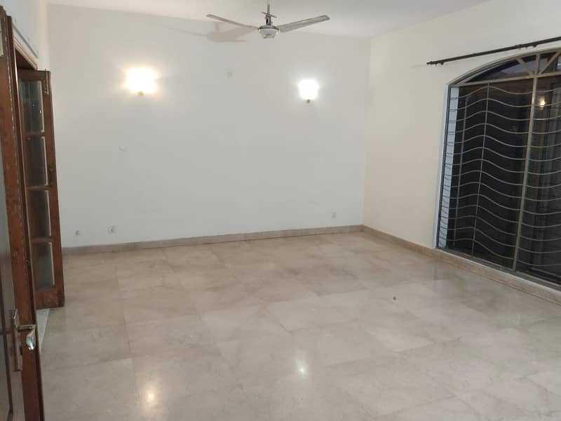 Near Gold Crest 1 Kanal Awesome Lower Portion Available For Rent in DHA Phase 4 4