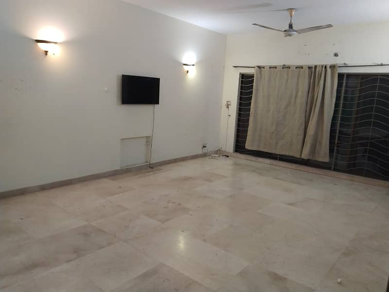 Near Gold Crest 1 Kanal Awesome Lower Portion Available For Rent in DHA Phase 4 12