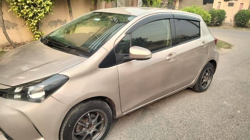 Toyota Vitz bater passo mira Honda city Suzuki cultus wagon r alto 2