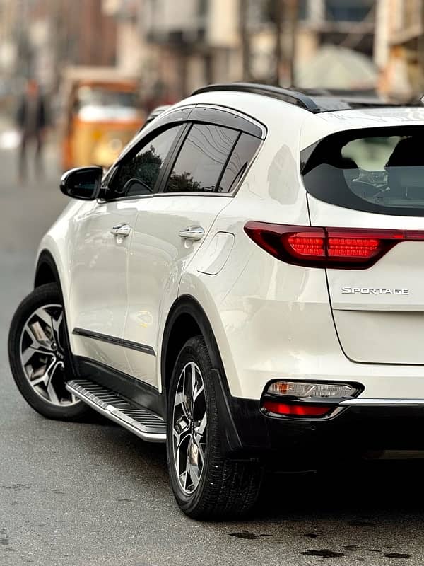 KIA Sportage 2020 B to B genuine 3