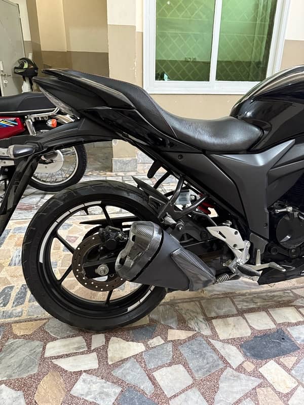 Suzuki Gixxer Sf 150 4