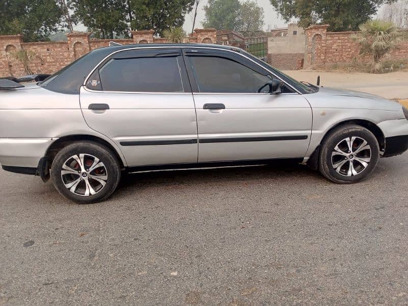 Suzuki Baleno 2004 6