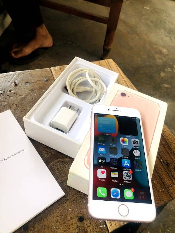 I phone 7 pta full box 1