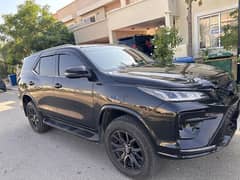 Toyota Fortuner GR-S 2024