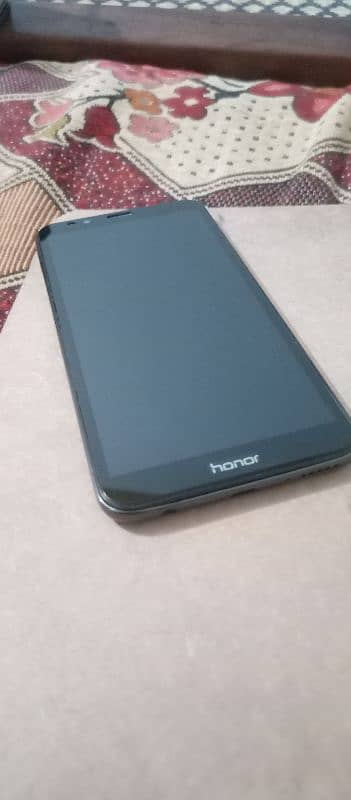 very good condition 10/9.5 ( Huawei y7 2018 ) 3gb 32gb 5