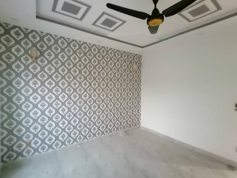 Prime Location 20 Marla Upper Portion In Aabpara Coop Housing Society For rent 2