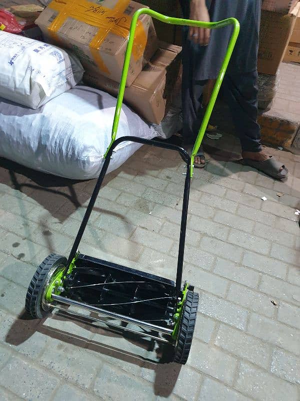 Lawn Mower, Grass Cutter, Grass Cutting Machine 4