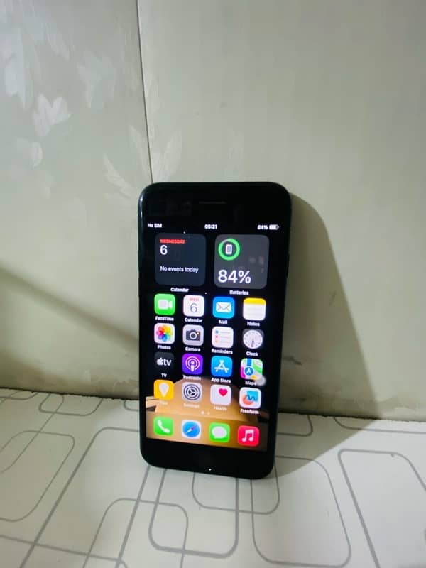 Iphone See 64Gb Jv 87 helth 03155393697 1