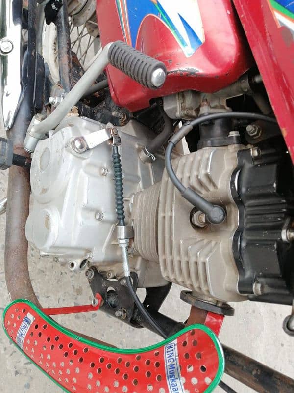 United Honda 125 good condition all documents hai 2