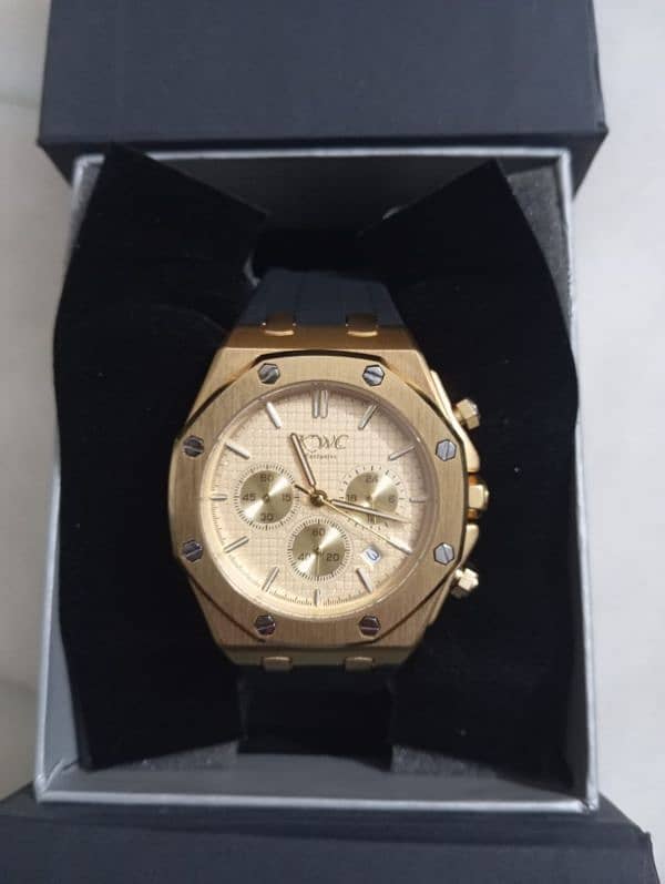 Original watch brand new with box waterproof phone number:03059919292 4