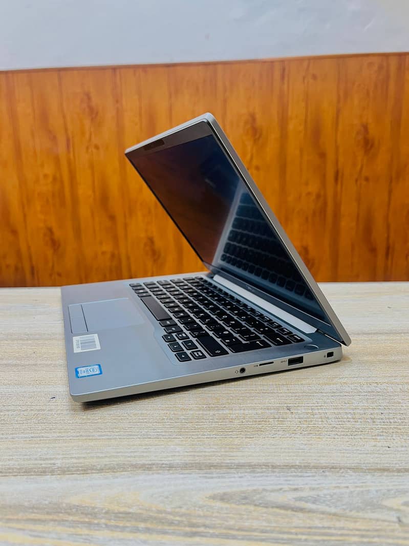 Dell latitude 7300 Core i7 | 8th gen  16GB | 256GB SSD 2