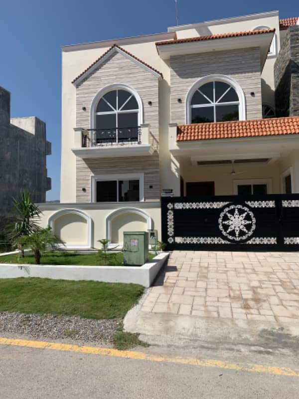 30*60 Brand New Beautiful House For Sale 1