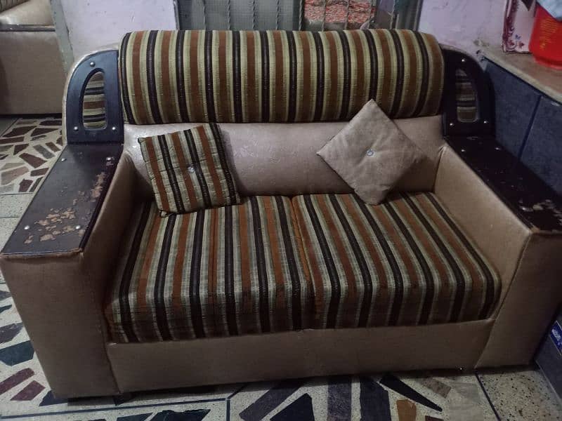 Sofas set 3 pcs Urgent sale 0