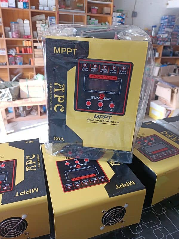 60/70/80/100amp MPPT charge controller. available wholesale price 2