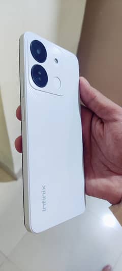 Infinix smart 7 HD 4 64