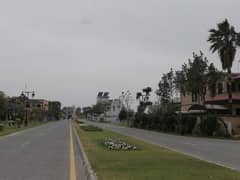 1 Kanal Plot for SALE On Most Prime Location Block M 1 Lake City Lahore 0