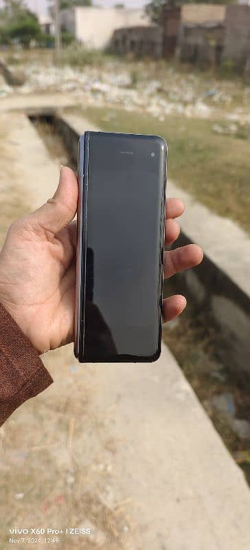 Galaxy fold 512 2