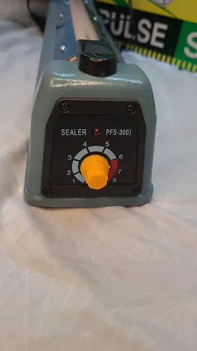 s 4,000 Impulse sealer / plastic bag sealer (size 16 inches) 3