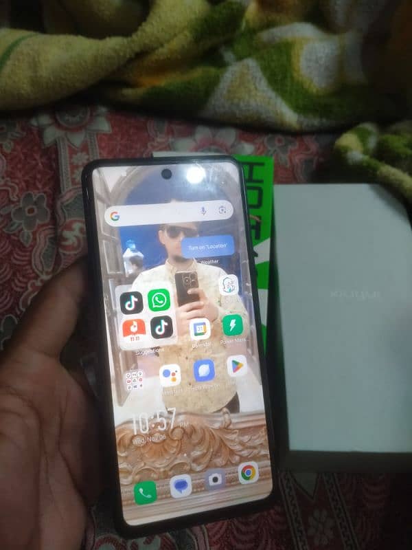 infinix hot 40 8