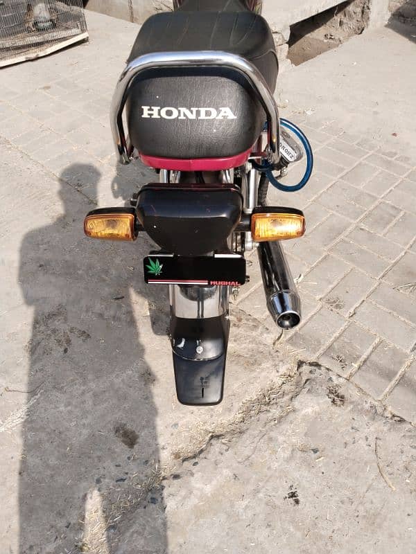 Honda CD 70 2