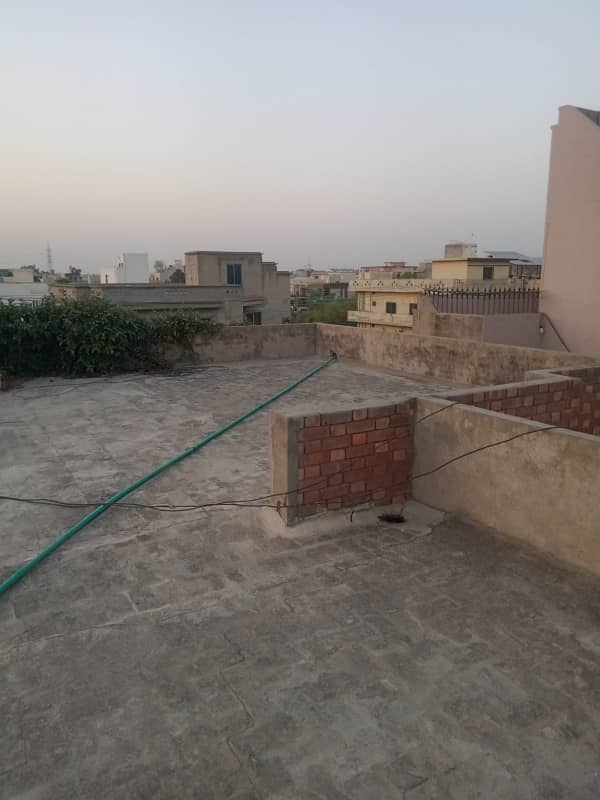 1 Kanal House In Wapda Town Phase 1 - Block J1 Is Available 11