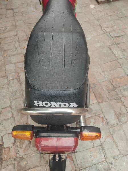 Honda CD 70 2022/2023 5