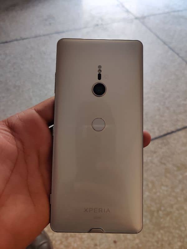 SONY XPERIA Zx3 4/64 1