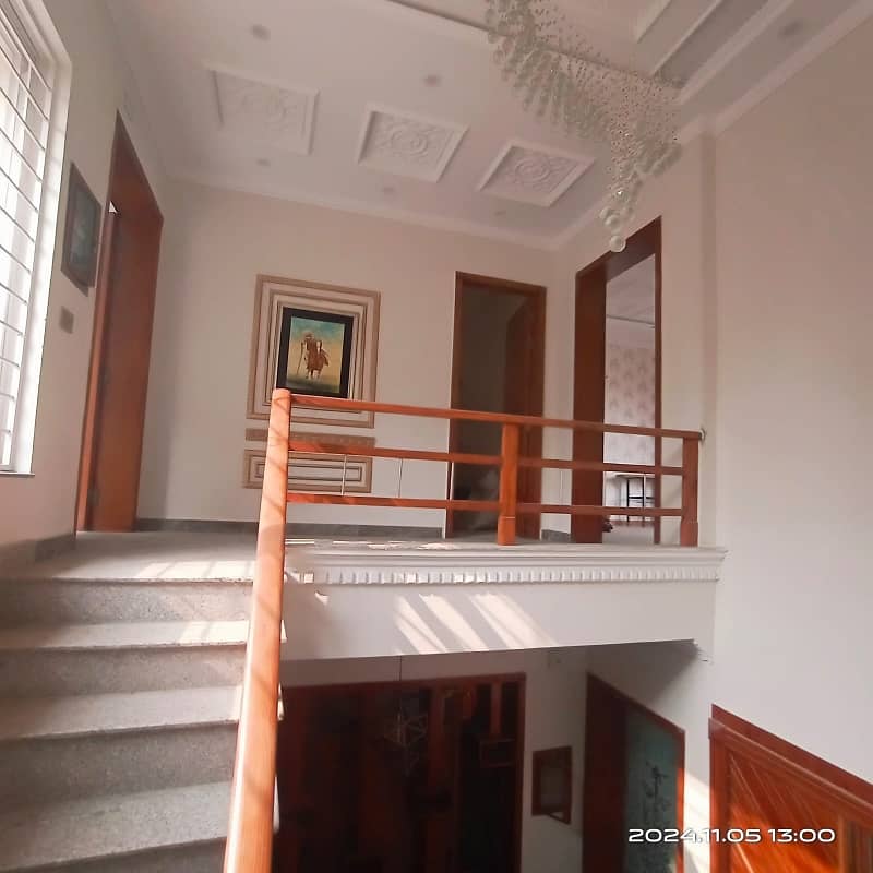 Upper Portion Beautiful House Available At Rana MURSLEEN Estate Lower Portion Locked 2