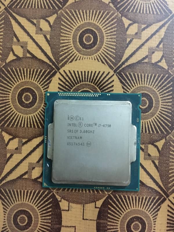 Core i7 4790 0