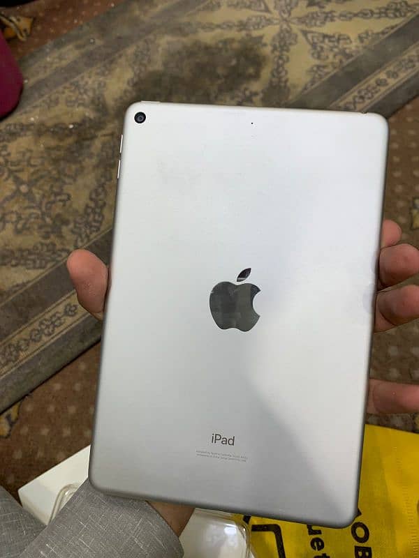 IPAD MINI 5.64GB   / 10 BY 10 CONDITION 0