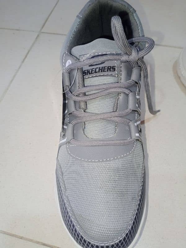 Skechers 1