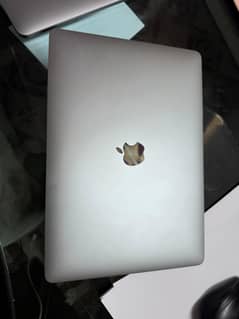 Apple Macbook pro M1 13" Size