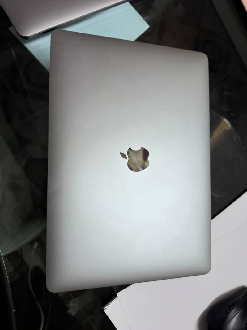 Apple Macbook pro M1 13" Size 0