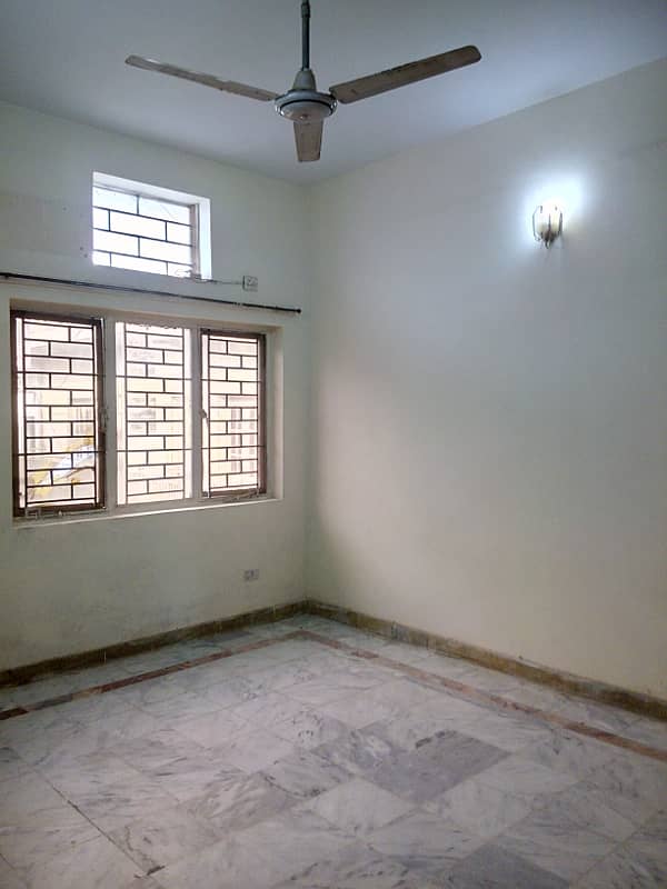 G11 7 MARLA UPPER PORTION FOR RENT 3 BED 3 BATH MARBLE FLOORING BORING 6