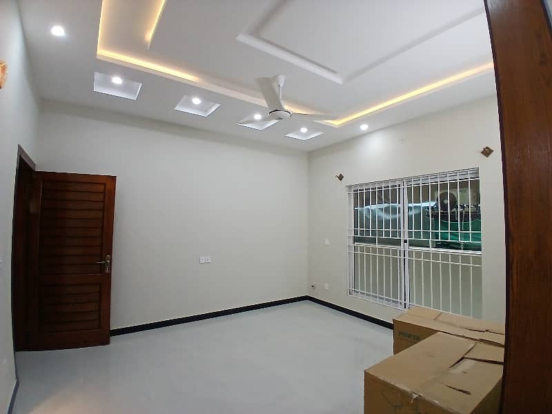 1 Kanal Brand New Full House For Rent DHA Phase 2 10