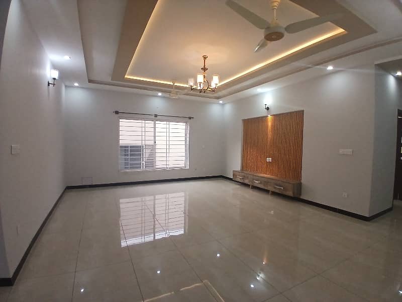 1 kanal upar portion for rent DHA phase 2 6