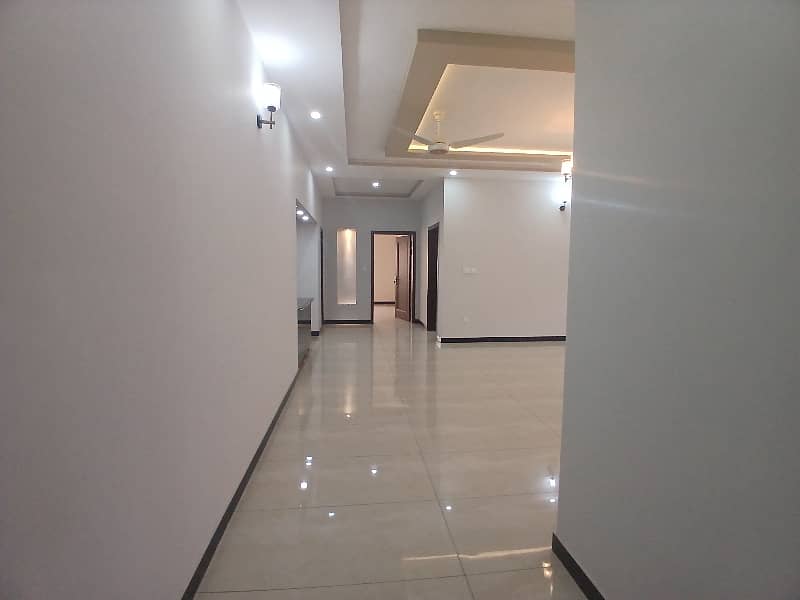 1 kanal upar portion for rent DHA phase 2 8