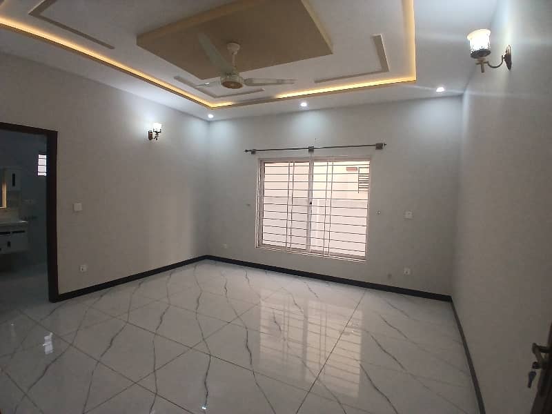 1 kanal upar portion for rent DHA phase 2 11