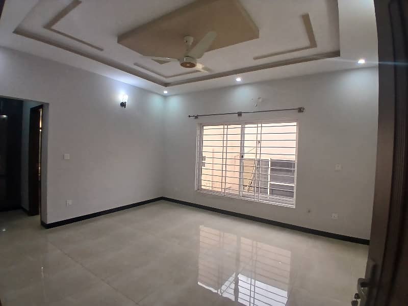 1 kanal upar portion for rent DHA phase 2 17