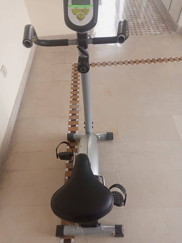 Magnetic Cycling Exercise Machine 5