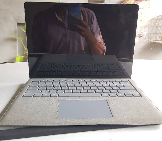 Microsoft Surface i5 7th gen 2