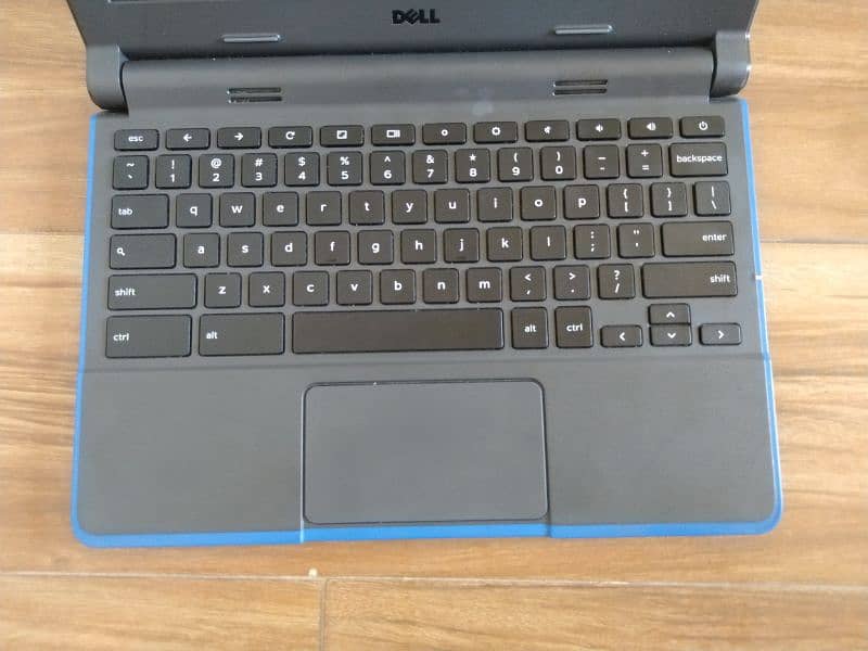 Dell 3120 Chromebook 1