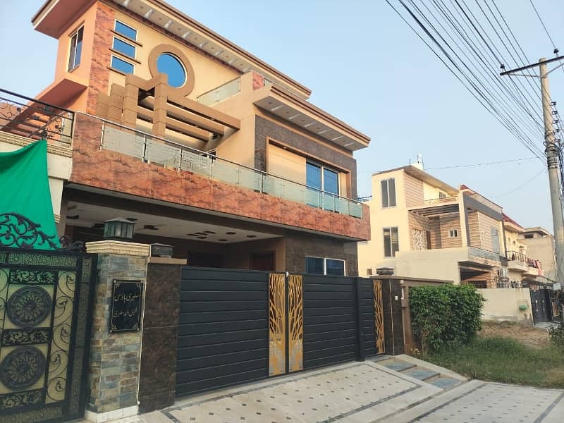 Double Storey 10 Marla House Available In Central Park - Block A For sale 2