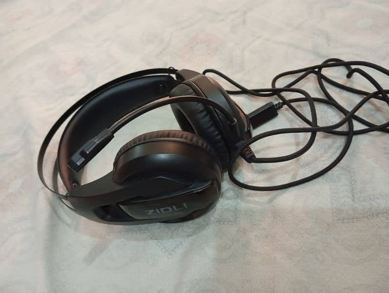 zidli gaming headset 1