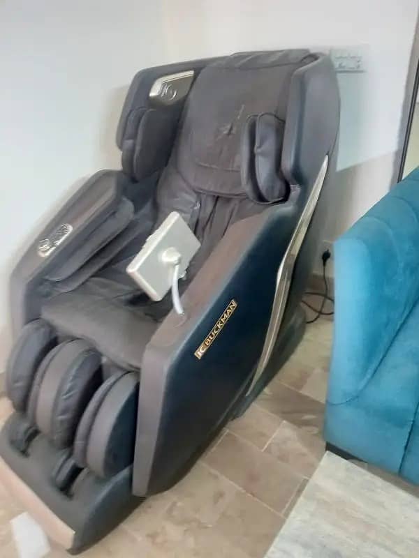 Jc Buckman massage chair / Massager chair 3