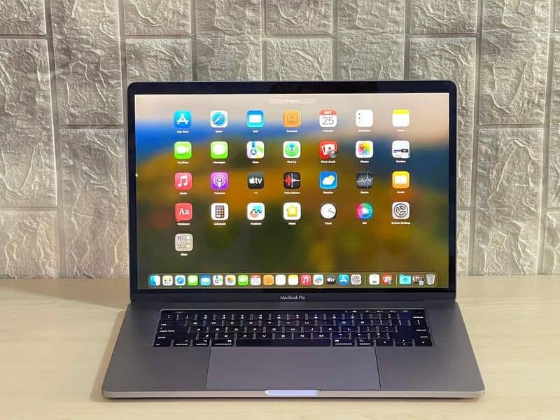 MacBook Pro 2018 Core i7 imported never used in Pakistan 0